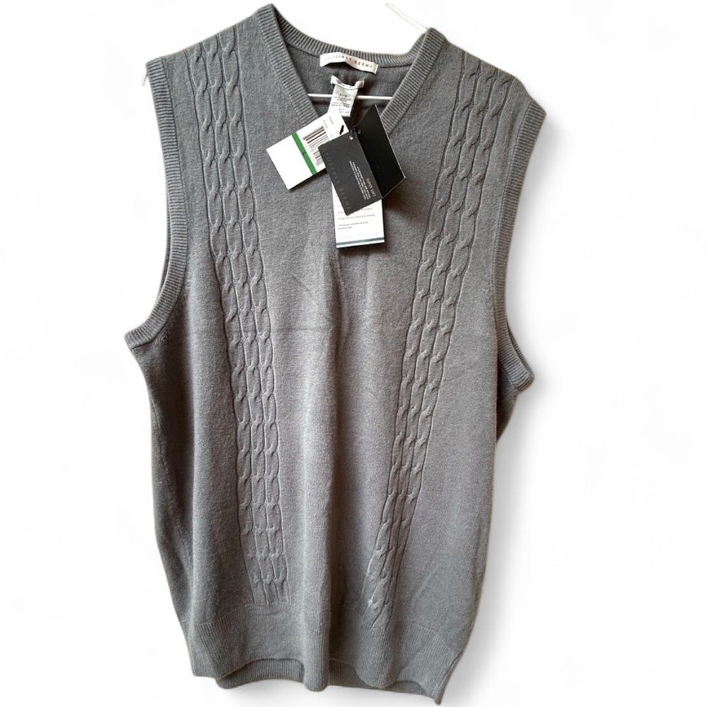 GEOFFREY BEENE /Men's Gray Sweater Vest
